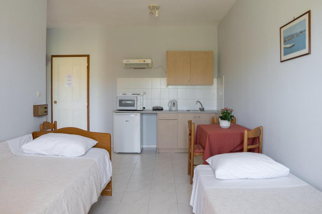 Ammousa Hotel Apartments Lixouri Exterior foto